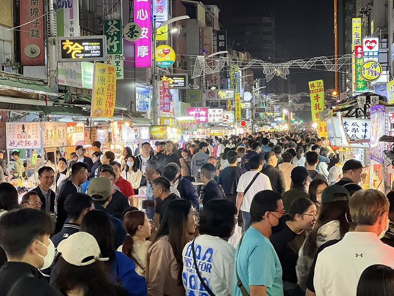 演唱會帶動周邊商機。   圖： 取自高雄市政府經濟發展局