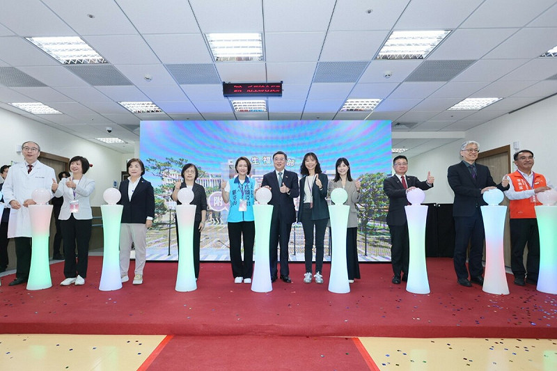 「衛生福利部豐原醫院后里長照機構新建工程」落成啟用典禮。   圖：內政部提供