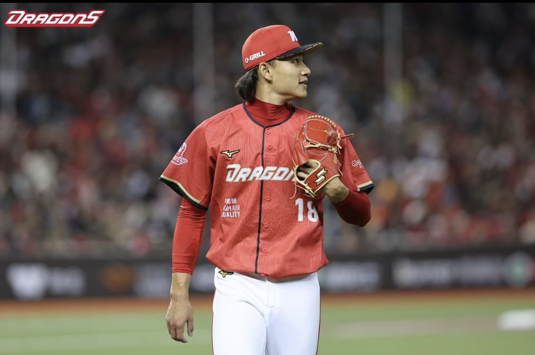 味全龍王牌投手「龍之子」徐若熙。   圖/徐若熙IG