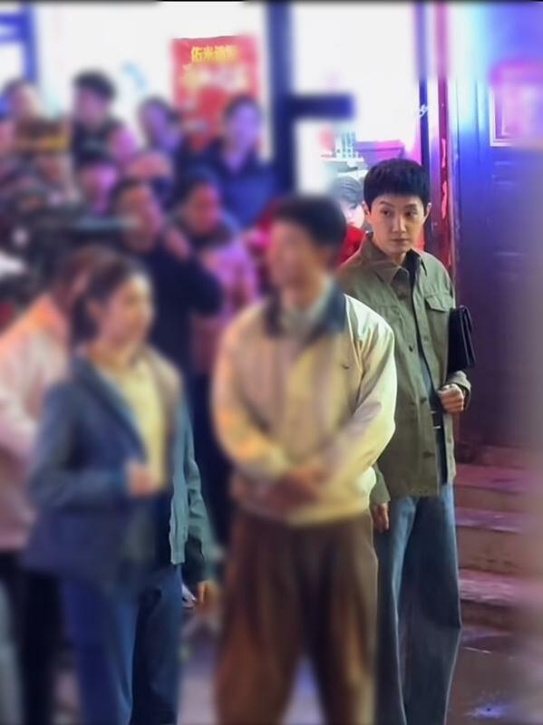 近期有網友發現，范世錡疑似現身北京拍攝新戲，引發外界熱議。   圖：翻攝自Threads