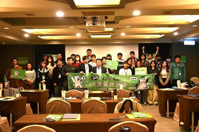 矢板明夫擔任Newtalk新聞第二屆流量政治學營隊講師。   圖：孫家銘攝