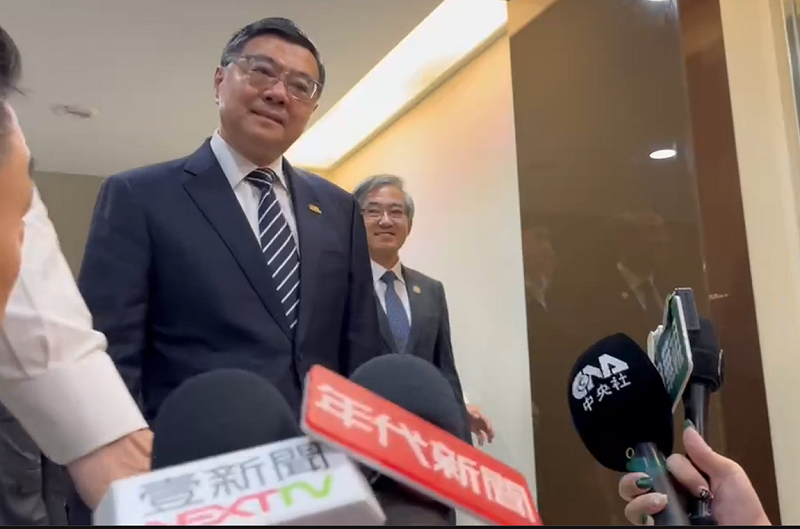 行政院長卓榮泰今（2）天上午出席114年「第13波安居緝毒暨重大毒品案件」成果記者會前受訪。   圖：翻攝畫面