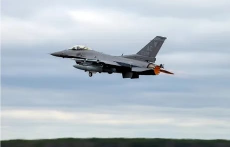 美軍F-16戰機。( 示意圖 )   圖 : 翻攝自環球網