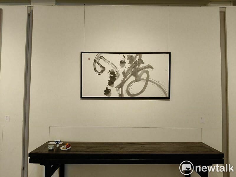 「明宗書篆主題展」將於明宗書法藝術館登場。本屆展覽以「時光印記：書法篆刻中的流逝與永恆」為題，邀集二十餘位港台書法與篆刻藝術家，透過文字、刀痕與印記，探討時間如何被記錄、延續與轉化，精彩可期。   圖：黃博郎／攝