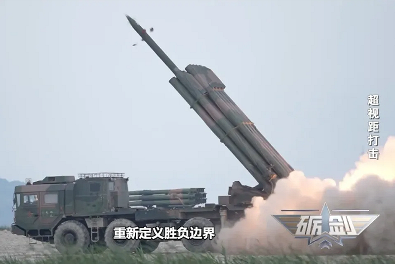 傳此次試射的 PHL-03 遠程火箭炮。   圖：翻攝自騰訊網《边解感》