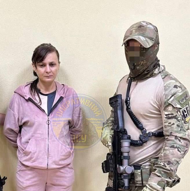 烏克蘭國家安全局近期宣布，逮捕了現年 39 歲的紅軍城居民庫克薩，並指控其以遭到俄羅斯聯邦安全局招募，向俄軍提供烏軍的防禦部署。   圖：翻攝自 @NSTRIKE01 X 帳號