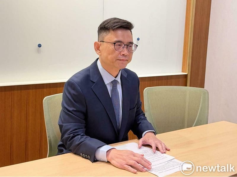 民進黨立委賴瑞隆的8歲兒子涉及校園霸凌，他親上火線自責道歉，但對於關鍵問題不回應。   圖：金大鈞/攝