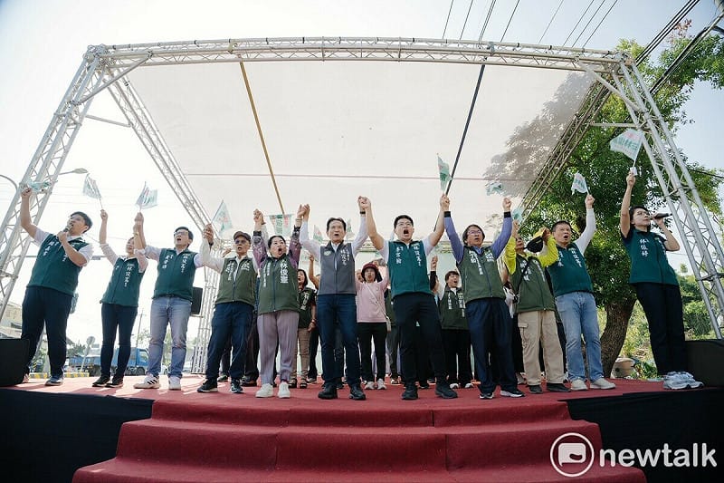 立法委員林俊憲出席李宗翰挺憲後援會成立大會，現場湧進超過三千位鄉親到場，反應出林俊憲於溪北的高支持度。   圖：林俊憲服務處提供