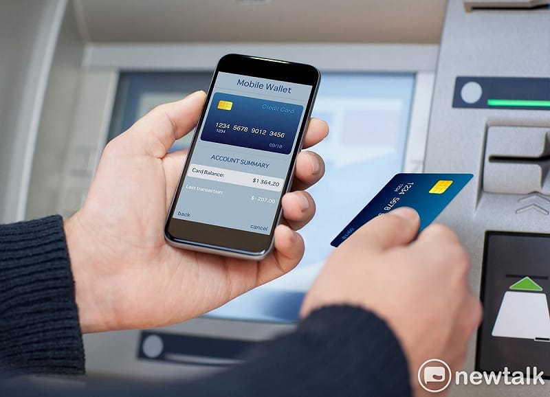 在加密貨幣 ATM 詐騙猖獗的背景下，消費者與零售員工仍面臨風險，而法律與監管正逐步介入，以期降低詐騙事件發生。&nbsp;&nbsp;&nbsp;圖：新頭殼資料照（示意圖）