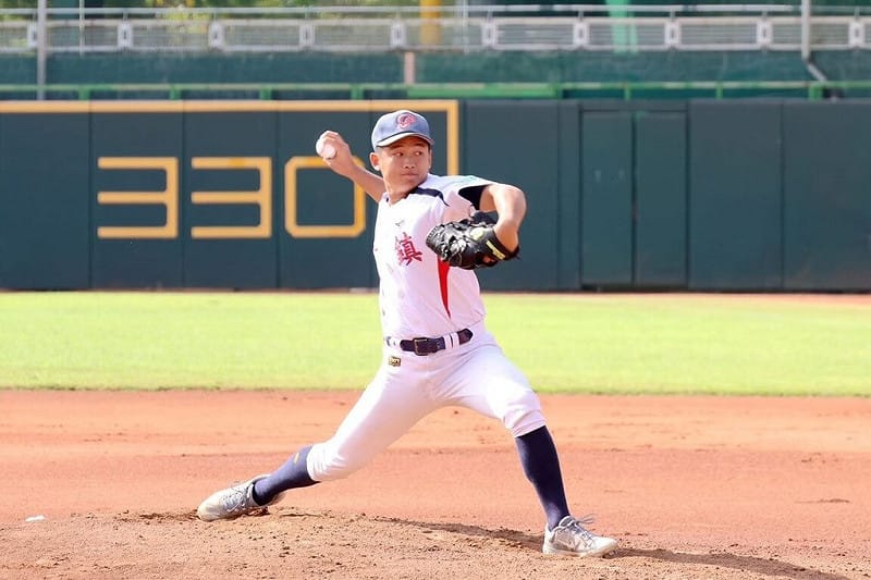 114學年度高中棒球聯賽（鋁棒組）冠軍戰8日登場，平鎮高中高三投手李星漢（圖）先發飆出最速149公里，率隊以8比4擊敗穀保家商，奪下賽會MVP。（學生棒球運動聯盟提供）中央社記者謝靜雯傳真　114年12月8日   