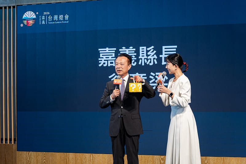 嘉義縣長翁章梁表示,這次燈會最大亮點之一,是嘉義縣政府與國際知名品牌任天堂(Nintendo)合作推出的「2026 台灣燈會 × 超級瑪利歐・星燦嘉年華」特色燈區 圖:嘉義縣政府提供 嘉義縣長翁章梁表示,這次燈會最大亮點之一,是嘉義縣政府與國際知名品牌任天堂(Nintendo)合作推出的「2026 台灣燈會 × 超級瑪利歐・星燦嘉年華」特色燈區 圖:嘉義縣政府提供