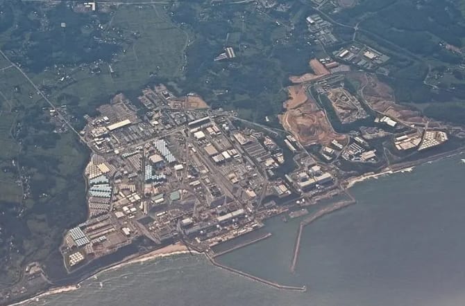日本福島第一核電站因青森縣地震暫停核汙水排海。   圖 : 翻攝自央視新聞