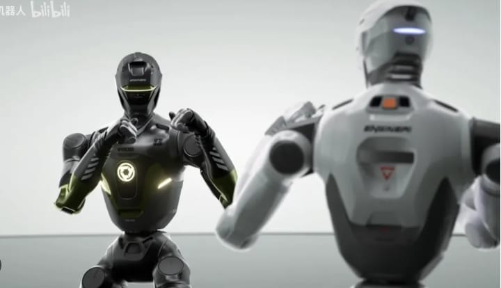 眾擎 T800 人型機器人。   圖 : 翻攝自bilibili網站