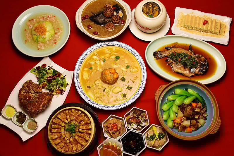 膳馨推出「駿馬迎新春,馨享好團圓」桌宴年菜(16,800 元+10%)自公告後已達七成預訂率。圖:膳馨餐飲集團/提供 膳馨推出「駿馬迎新春,馨享好團圓」桌宴年菜(16,800 元+10%)自公告後已達七成預訂率。圖:膳馨餐飲集團/提供