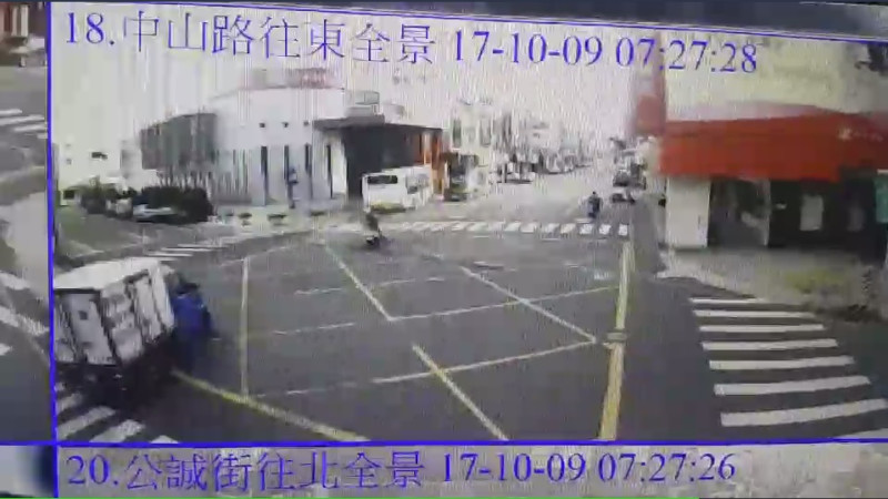 大台南公車自撞兆豐證券騎樓鐵柱，造成七人輕重傷。   