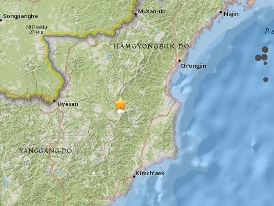 朝鮮13日凌晨再傳地震，位置在之前進行核子試驗的豐溪里一帶，引發關注。   圖：翻攝美國地質調查局