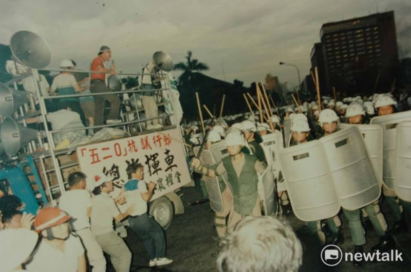1988年5月20日，雲林農權會發起，逾10縣市農權會響應的和平示威抗議，卻引爆流血衝突事件。這是228事件以來，台北街頭首次最大規模的街頭流血事件。   邱萬興提供