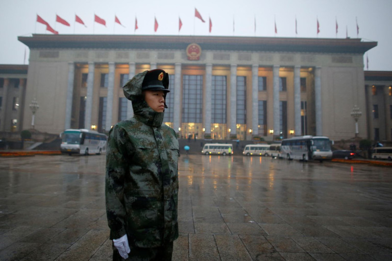 中共19大於北京人民大會堂展開，場內外戒備森嚴，滴水不漏。   圖:達志影像/路透社