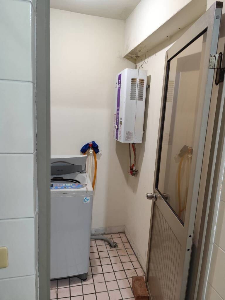 聯合大學5名學生在租屋處集體一氧化碳中毒，所幸及時送醫治療，狀況已穩定。校方派員赴租屋處了解事發原因，並要求房東改善、提升熱水器安全性，也已安排學生轉住校內宿舍。（聯合大學提供）中央社記者管瑞平傳真　114年12月11日   