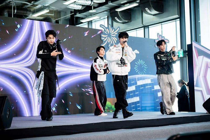 AcQUA源少年活力動感的唱跳演出，讓粉絲提前感受跨年熱鬧氣氛。   圖：年代提供