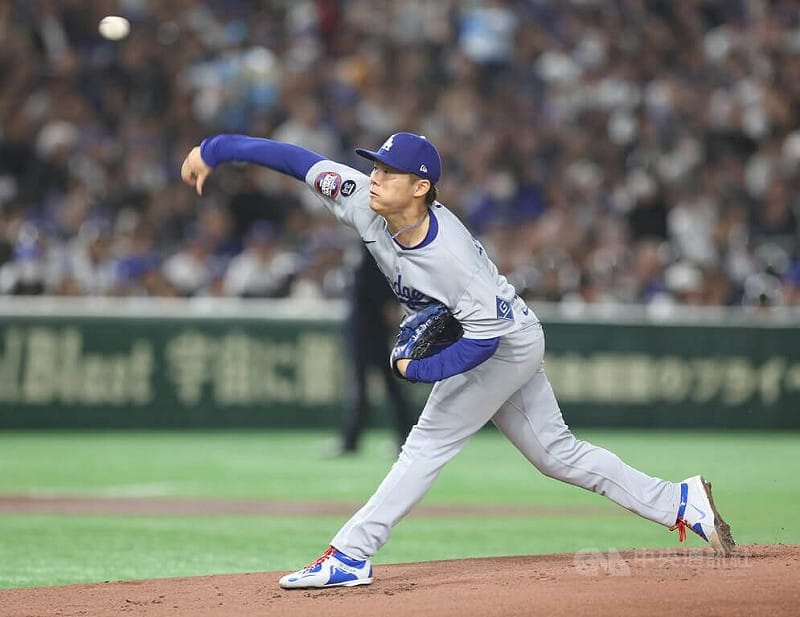 美國職棒大聯盟道奇隊投手山本由伸。（中央社檔案照片）   
