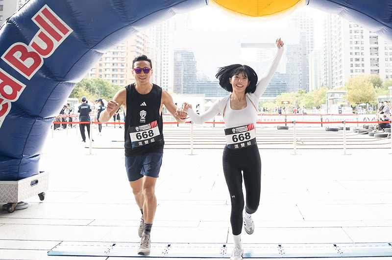 壯壯與搭檔ray順利完賽。&nbsp;&nbsp;&nbsp;圖：台中市政府/提供