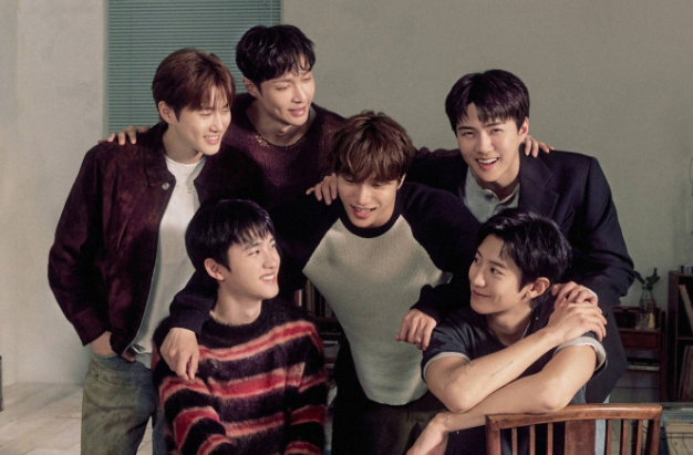 EXO將在2026年以第8張專輯回歸樂壇，並宣布14日SUHO、燦烈、D.O.、KAI、世勳、張藝興等6名成員將出席「EXO'verse」見面會。&nbsp;&nbsp;&nbsp;圖：翻攝自EXO IG