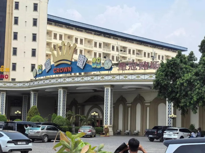 本次衝突主戰場集中在柬埔寨境內的波貝、奧斯瑪與柏威夏寺周邊地區,當地長期被外界視為電詐與賭博產業重鎮。 圖:翻攝自沉浮歐羅巴 本次衝突主戰場集中在柬埔寨境內的波貝、奧斯瑪與柏威夏寺周邊地區,當地長期被外界視為電詐與賭博產業重鎮。 圖:翻攝自沉浮歐羅巴