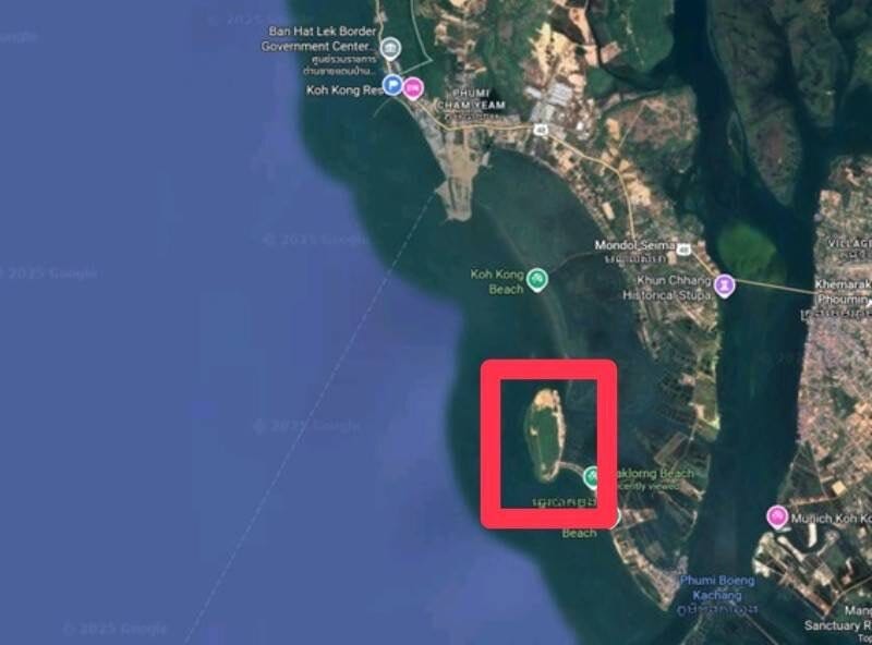 泰國海軍發言人帕拉赫.拉塔納猜亞潘少將今晨表示,泰國海軍已對柬埔寨戈約島上的砲兵陣地展開打擊。 圖:翻攝自X帳號@Fangliusy 泰國海軍發言人帕拉赫.拉塔納猜亞潘少將今晨表示,泰國海軍已對柬埔寨戈約島上的砲兵陣地展開打擊。 圖:翻攝自X帳號@Fangliusy