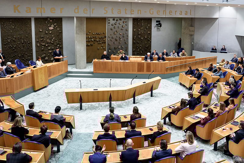  昨（16）日 35 個國家與歐盟於荷蘭海牙正式簽署公約，並設立「烏克蘭國際索賠委員會」。 圖：達志影像/美聯社 