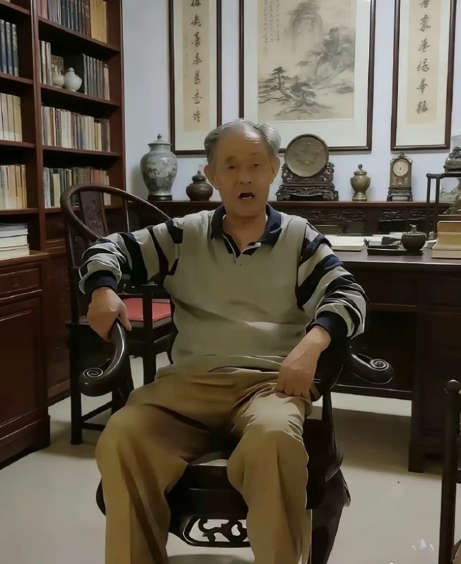 中國南京博物院盜賣國寶文物案，前院長徐湖平否認知情。&nbsp;&nbsp;&nbsp;圖：翻攝自 X《糯米(互fo）100%回关》