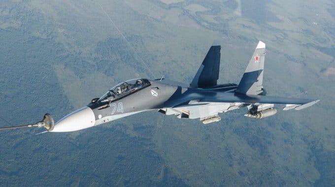  烏軍合作人員滲透進俄羅斯利佩茨克-2 機場，並直接點燃了一架蘇-27 戰機與蘇-30 戰機。圖為蘇-30 戰機。 圖：翻攝自 @front_ukrainian X 帳號 