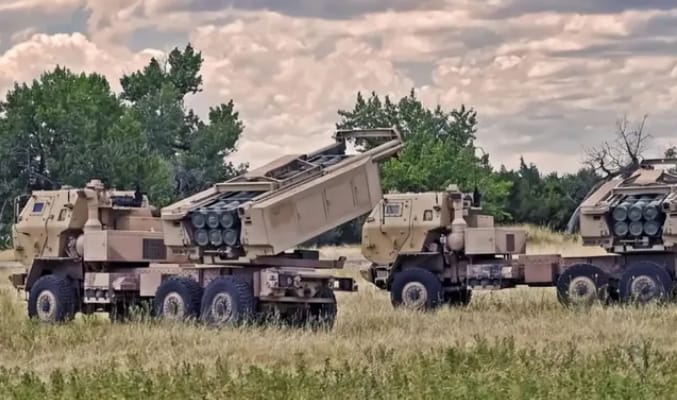 海馬斯車隊可組成強大的火力牆。&nbsp;&nbsp;&nbsp;圖 : 翻攝自矚望雲霄