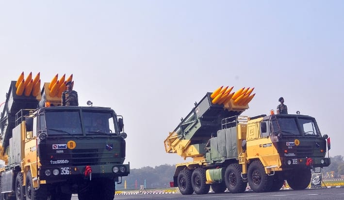 印度皮卡納MK-1遠程火箭彈，射程可達120公里。&nbsp;&nbsp;&nbsp;圖 : 翻攝自維基百科