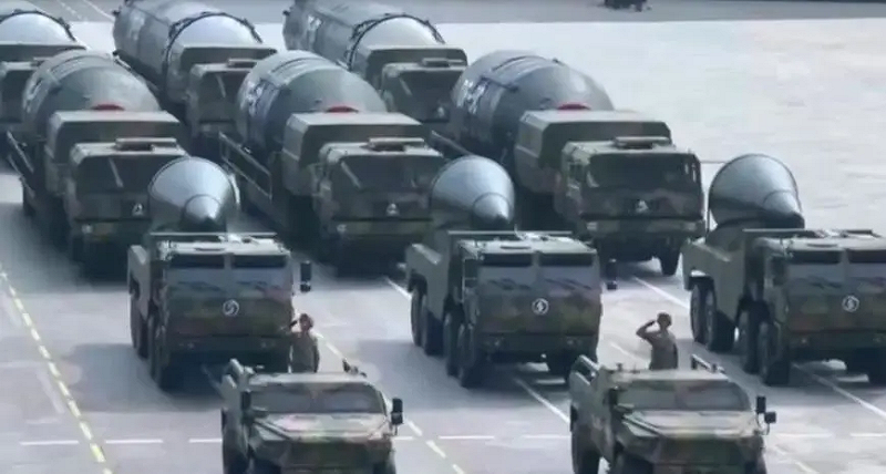  評論認為，「5.5代戰機」、雙型第六代戰機構想、核動力航母、高超音速武器等，已超出美軍長期依循的技術與戰略推演框架。 圖：翻攝自 騰訊新聞 