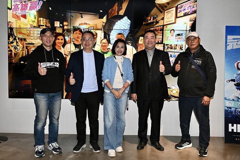 邱議瑩(中)與龍男(左一)、余政憲(左二)、趙士強(右二)、杜福明(右一)。&nbsp;&nbsp;&nbsp;圖：邱議瑩辦公室/提供