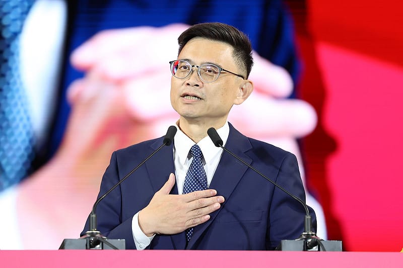 賴瑞隆4日傍晚於捷運鳳山西站旁空地舉辦「真誠無畏之夜」造勢活動。&nbsp;&nbsp;&nbsp;圖：賴瑞隆辦公室提供