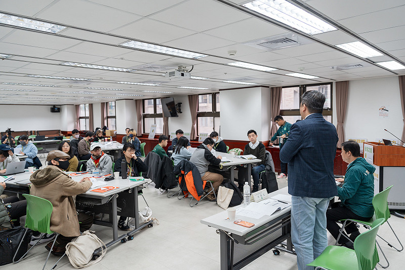  民進黨「和平繁榮．民主永續—2026新生代國家戰略人才培力營」。 圖：民進黨提供 