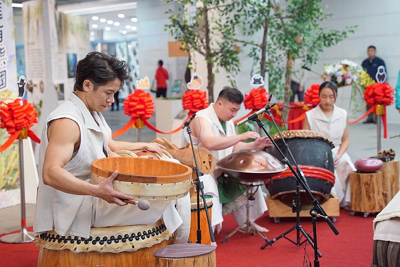  众擊坊帶來森林的聲音，帶領民眾走進有熊國特展。 圖：國家公園署提供 