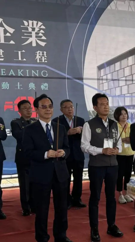  網路論壇PTT有自稱台南業界深喉嚨爆料綠委林俊憲與恆耀關係企業董事長吳榮彬關係匪淺，恐有廉政疑慮，在網路上引發爭論。 圖：翻攝自PTT 