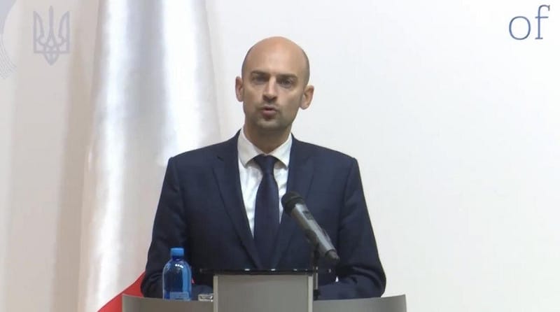  法國外長巴羅將美國聲索格陵蘭主權的行為，直接比作「俄羅斯入侵烏克蘭」，直呼「格陵蘭是非賣品」。 圖：翻攝自 X 