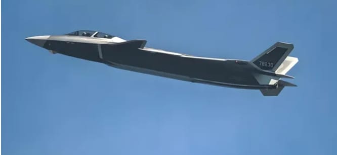  解放軍殲-20戰機。 圖 : 翻攝自矚望雲霄 