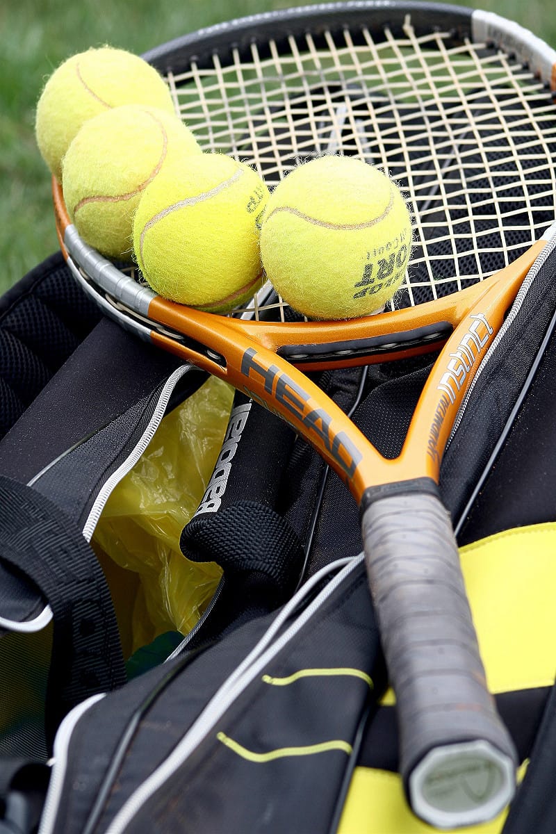 多段比賽畫面在社群平台瘋傳，不少網友直言，阿卜杜勒卡德爾的動作與反應「宛如初次接觸網球」。&nbsp;&nbsp;&nbsp;圖:翻攝自X帳號@Coral