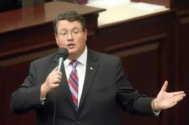 美國佛羅里達州共和黨籍眾議員蘭迪·法恩。&nbsp;&nbsp;&nbsp;圖 : 翻攝自長安知事街