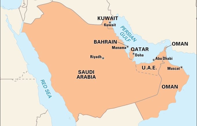  針對美國可能向伊朗發起的打擊行動，沙烏地阿拉伯、阿拉伯聯合大公國與卡達等多個中東國家聯合提出警告，認為伊朗可能在遭遇打擊後實施報復，進一步擴大地區衝突的規模。 圖：翻攝自 @Currentreport1 X 帳號 