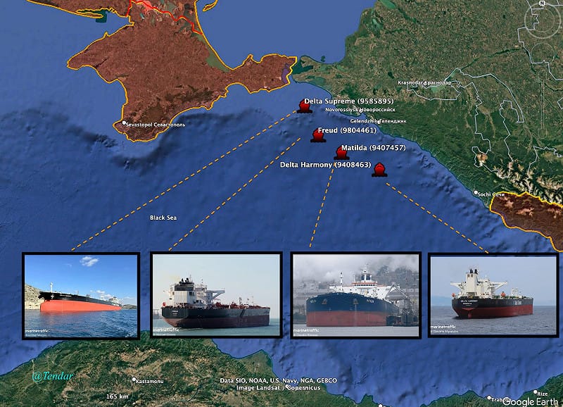  烏克蘭在黑海海域上襲擊俄羅斯「影子艦隊」，據消息，有至少 4 艘大型油輪在諾沃羅西斯克附近海域遇襲。 圖：翻攝自 X 
