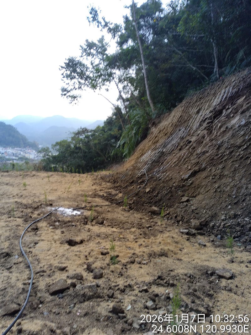 水利處於本月初到現場勘查情況。&nbsp;&nbsp;&nbsp;圖：苗栗縣政府提供