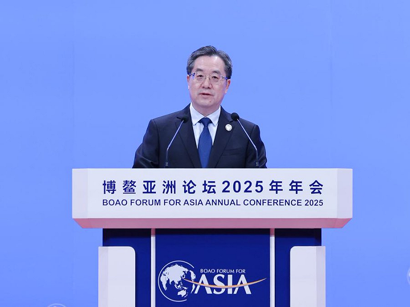  中共二十大後，丁薛祥出任常務副總理並分管教育，強力推行「習思想」課程。 圖：翻攝自 X 