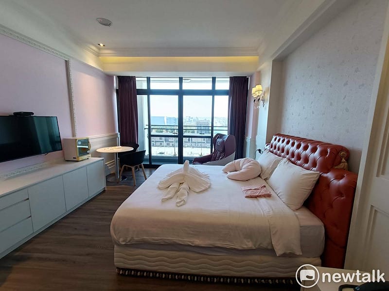 窗外是整座城市的綠肺中央公園及台中綠美圖。&nbsp;&nbsp;&nbsp;圖：唐復年/攝