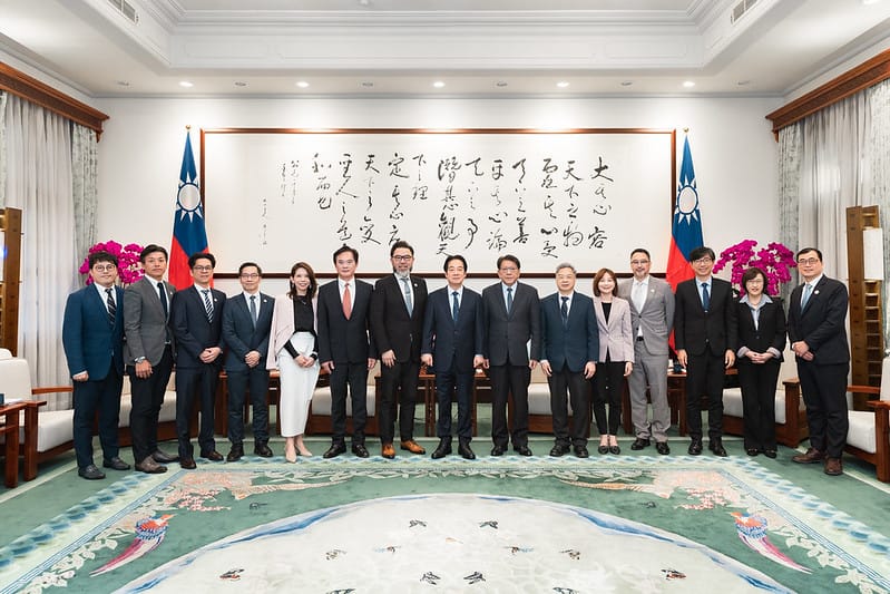 賴清德接見「台灣工具機暨零組件工業同業公會」。 圖：總統府提供 